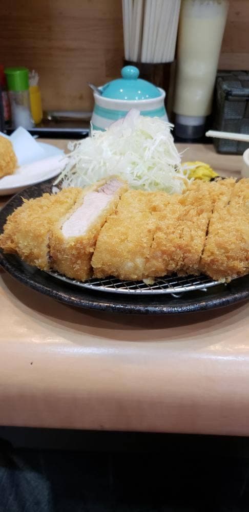 とんかつたぐ