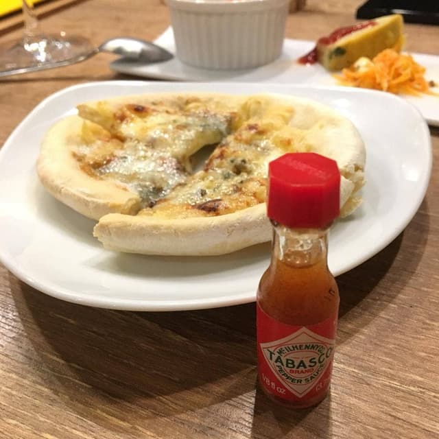 lu'tubo 旬野菜とチーズの酒場 - サブ画像2
