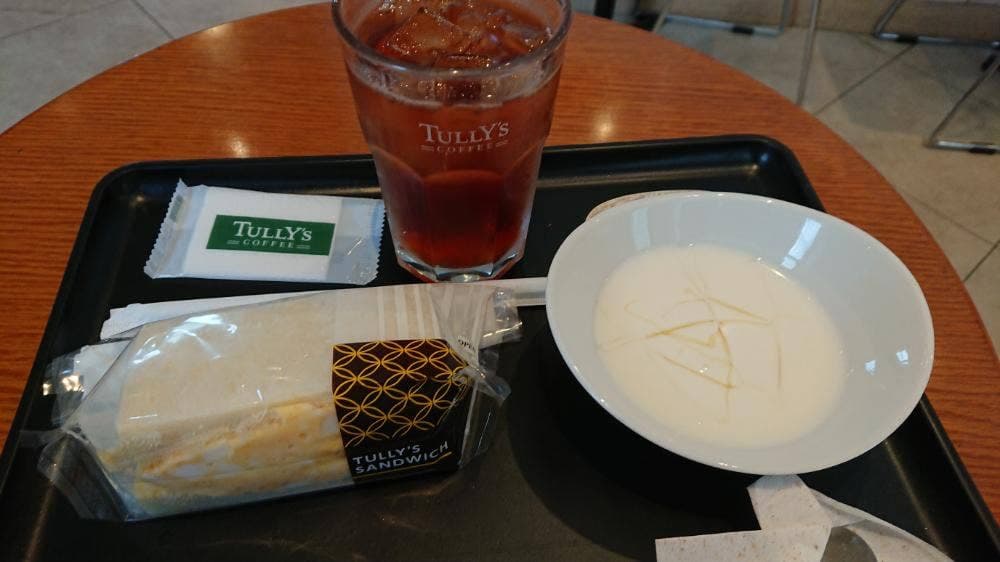 タリーズコーヒー 阪急石橋店