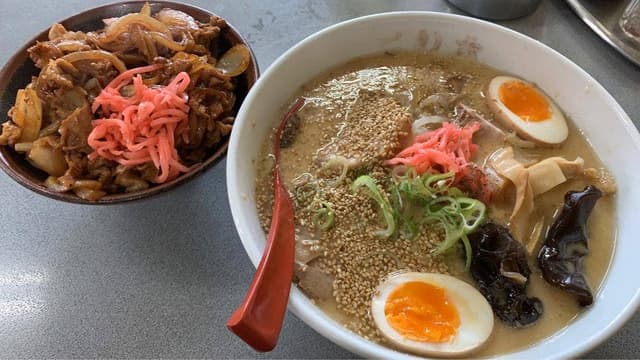 ラーメンとん太 新潟巻店 - サブ画像1