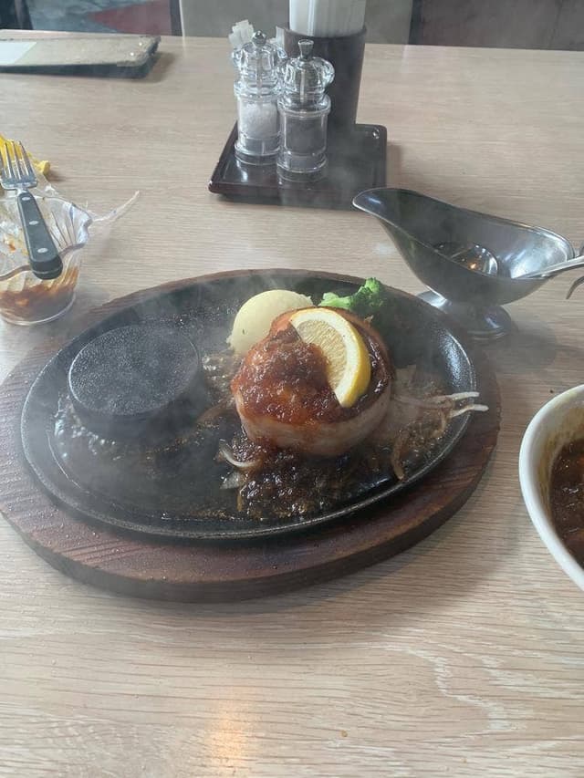 ステーキのあさくま 一宮店 - サブ画像1