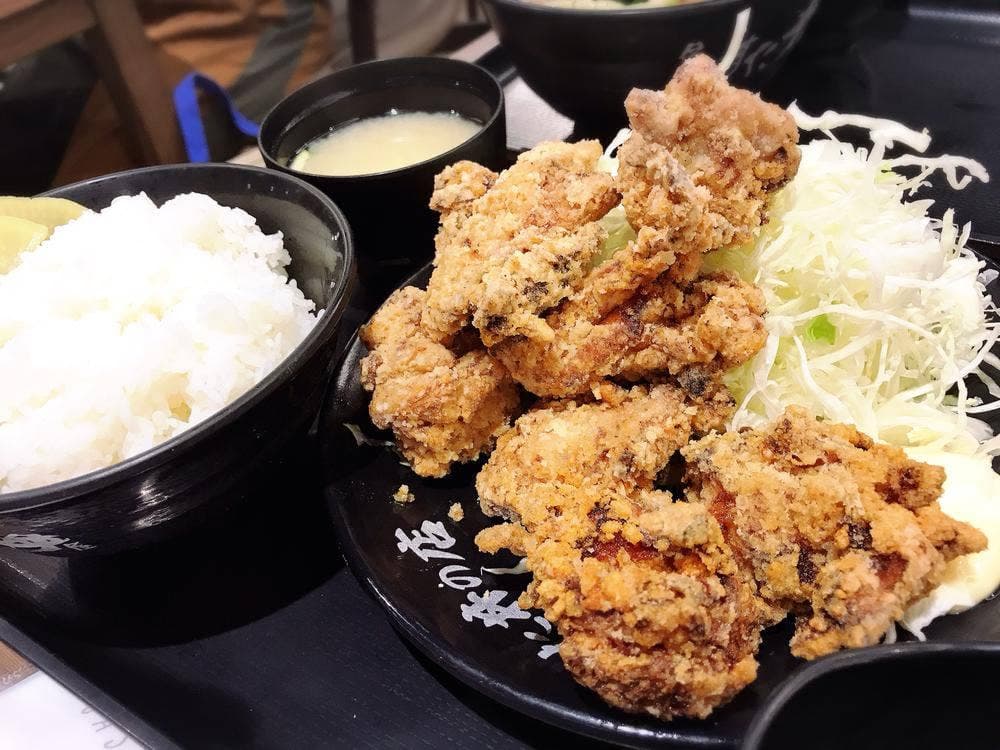伝説のすた丼屋 イオンモール旭川駅前店