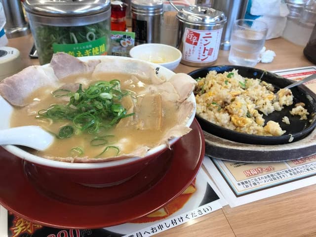ラーメン横綱 醍醐店 - サブ画像3