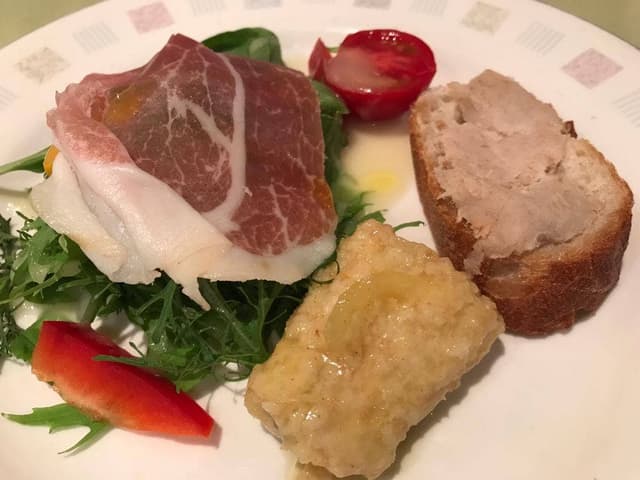 トラットリア ベーネ - サブ画像1