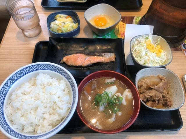 吉野家 200号線飯塚店 - サブ画像1