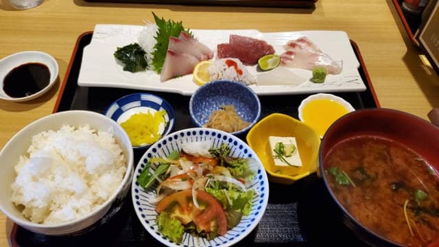 活魚料理 魚榮 - サブ画像1