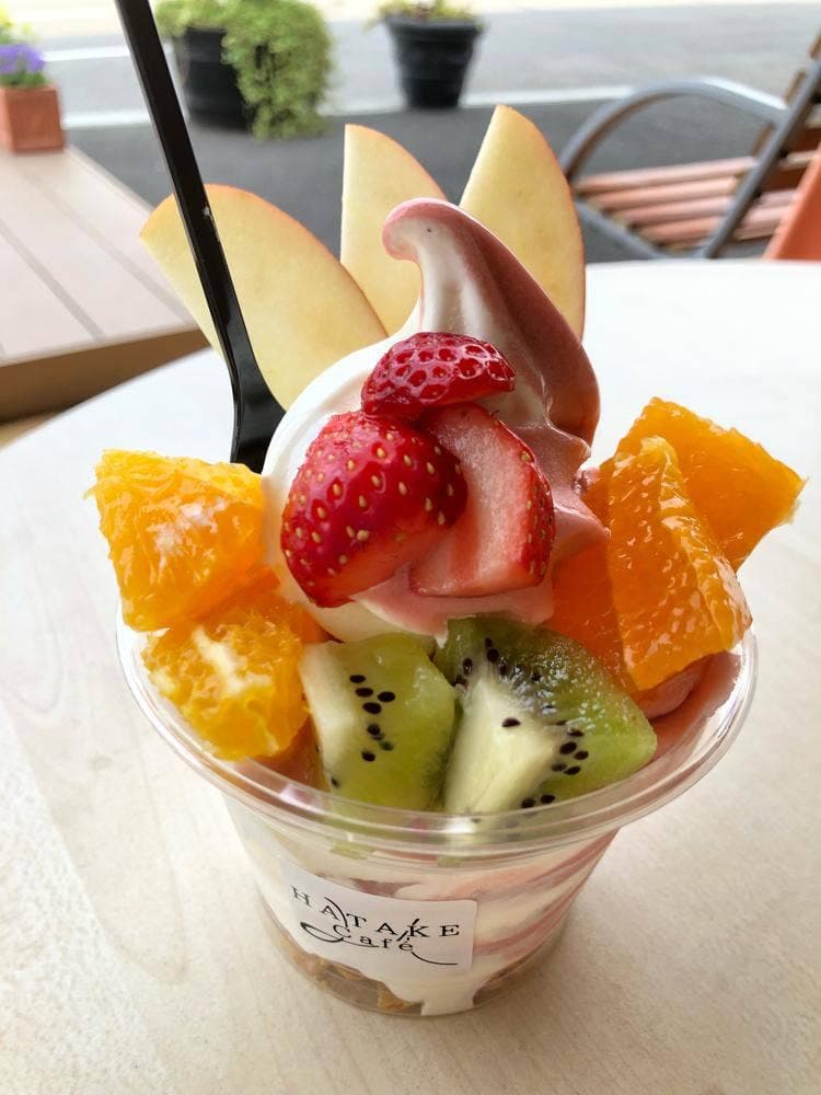 HATAKE cafe トマト上山店