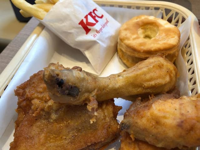ケンタッキーフライドチキン 成城店 - サブ画像1