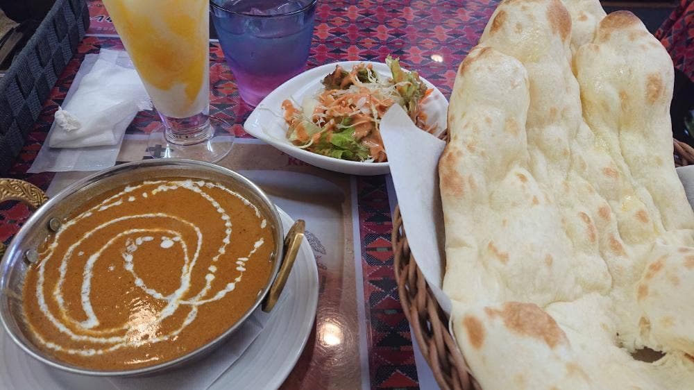 カレーダイニング チーズナン
