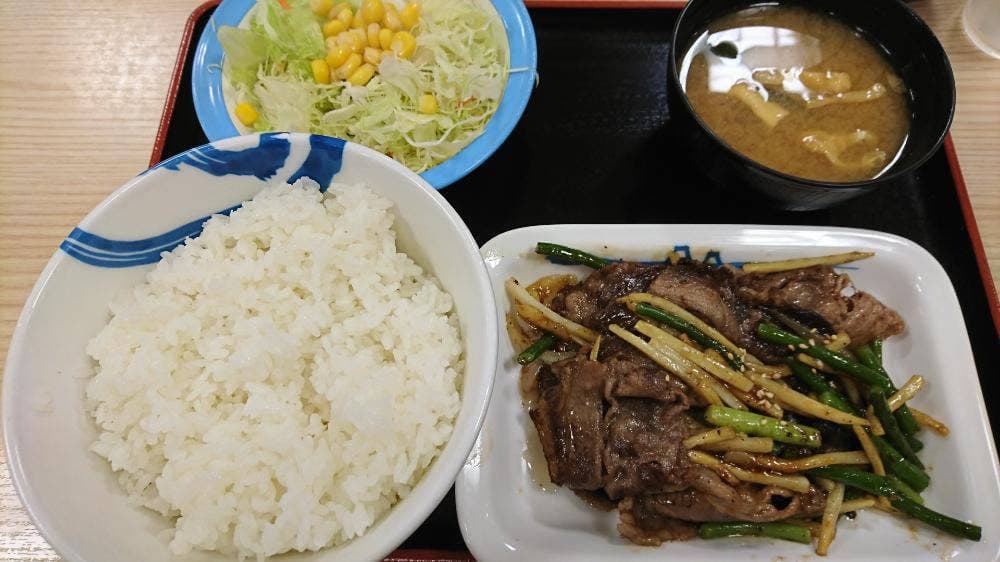 松屋 豊明店