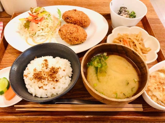 日日 - サブ画像1