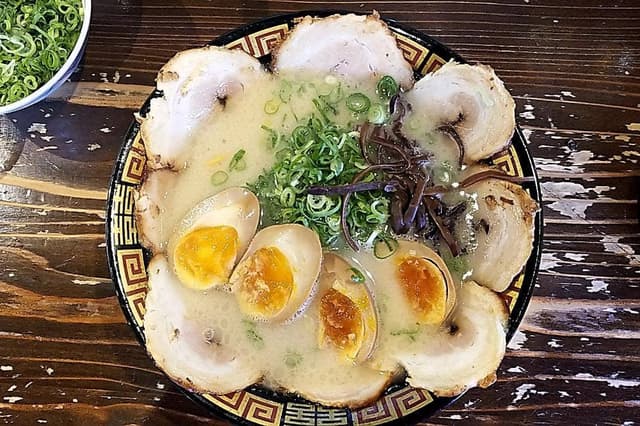 長浜ラーメン 国体道路店 - サブ画像1