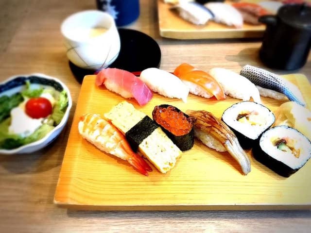 築地 日本海 竹ノ塚店 - サブ画像2