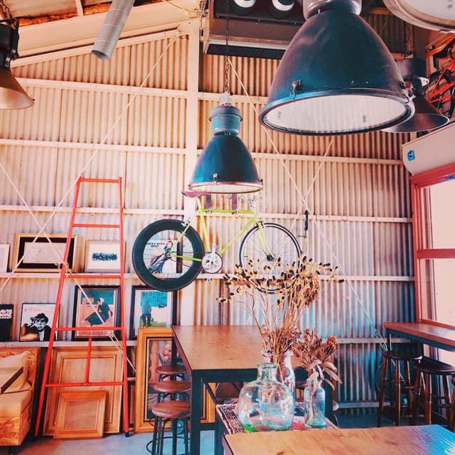 ツバキ コーヒー&モア - サブ画像3