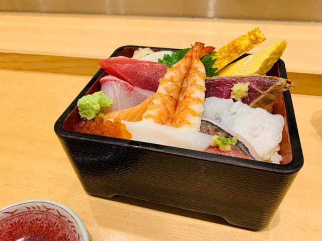 すし京辰 成田空港第1ターミナル制限区域内店 - サブ画像3