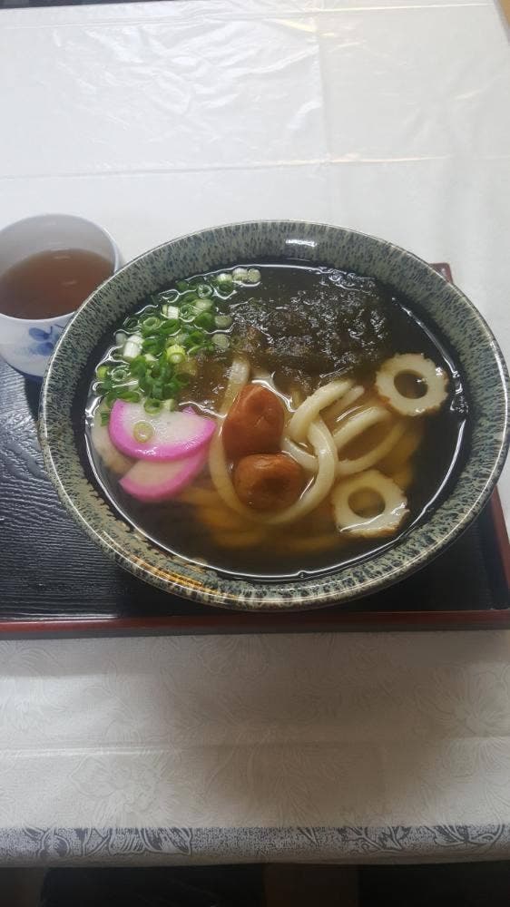 うどん・寿司・中華そば つるや
