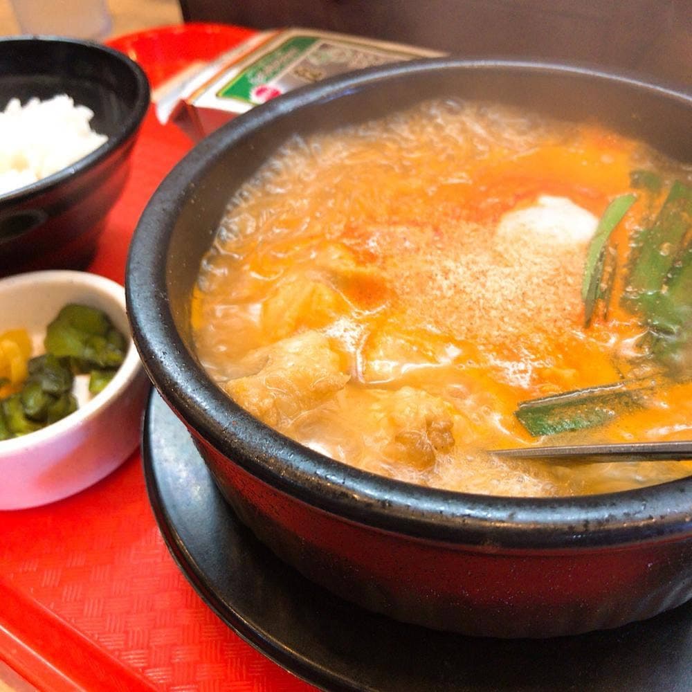 韓流めし屋 龍龍食堂