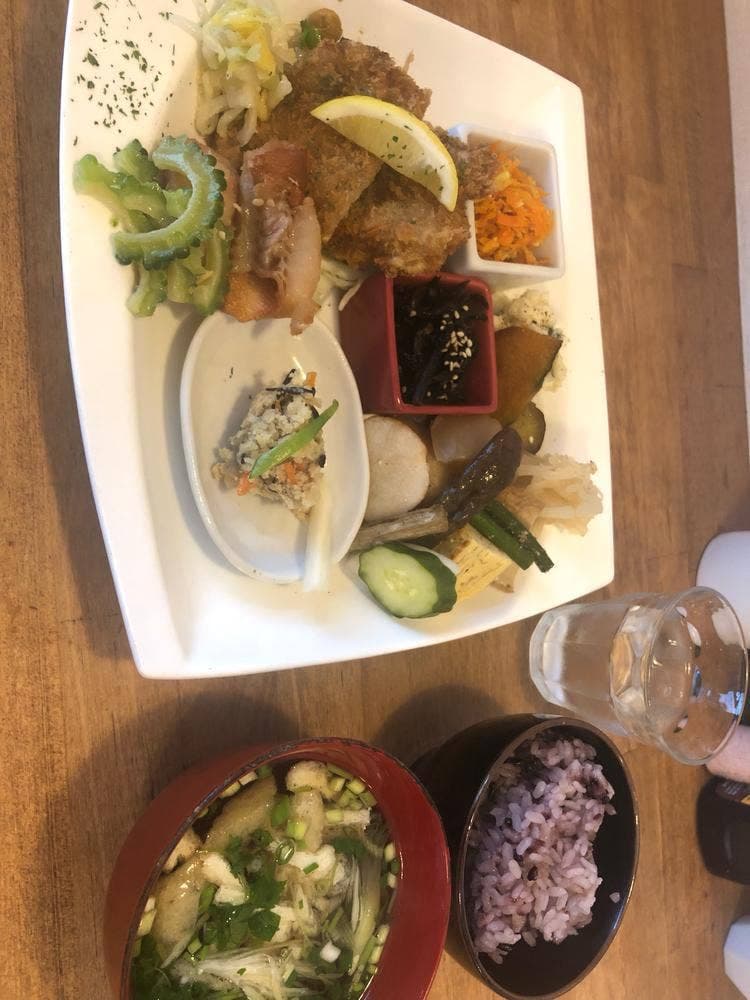 キナリデリ