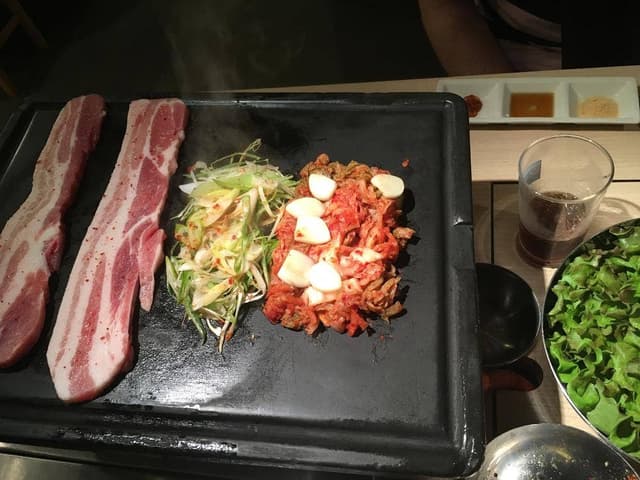 韓国食堂十八番 保田窪店 - サブ画像2