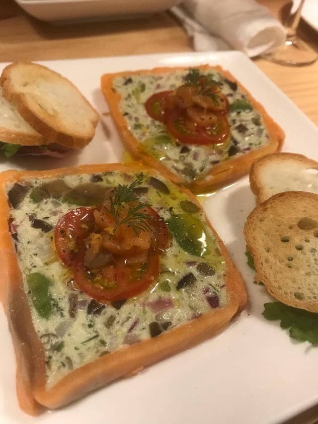 湯島ワンズラクレット 世界のチーズ酒場 - サブ画像3
