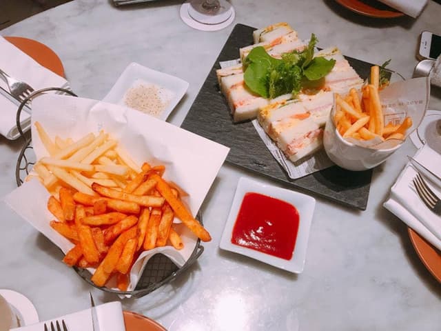 Camellia - サブ画像1