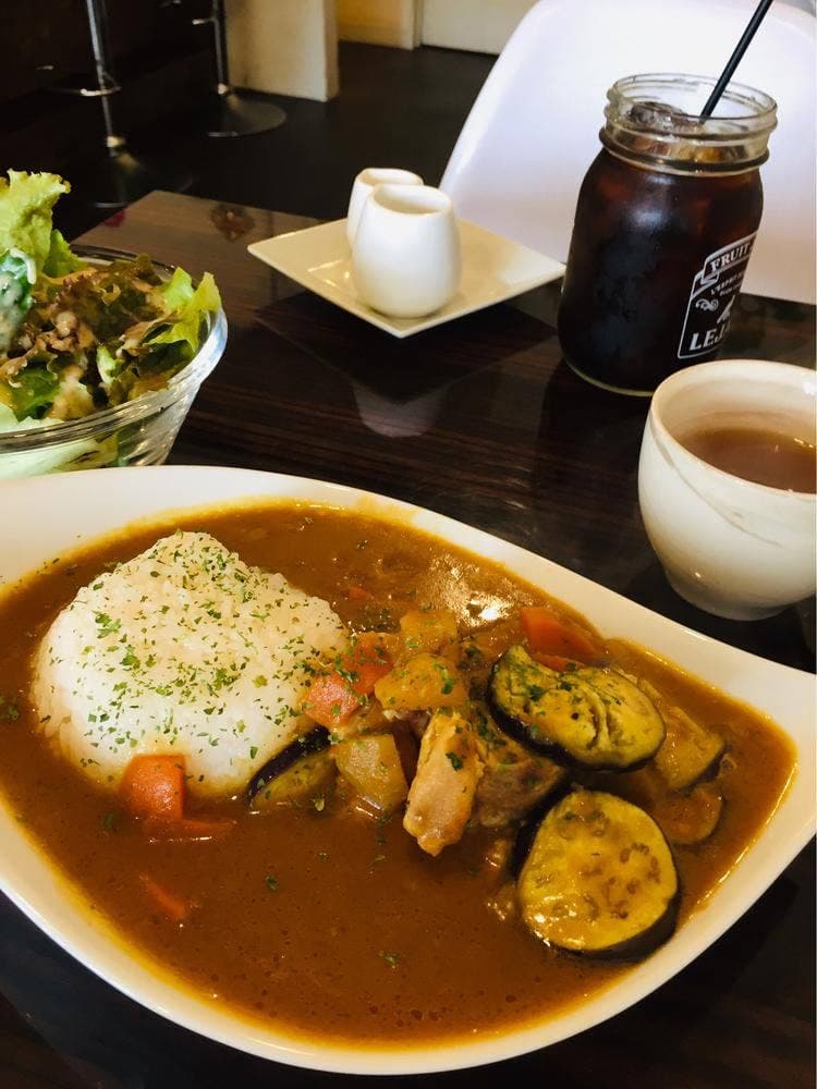 staub cafe Tak
