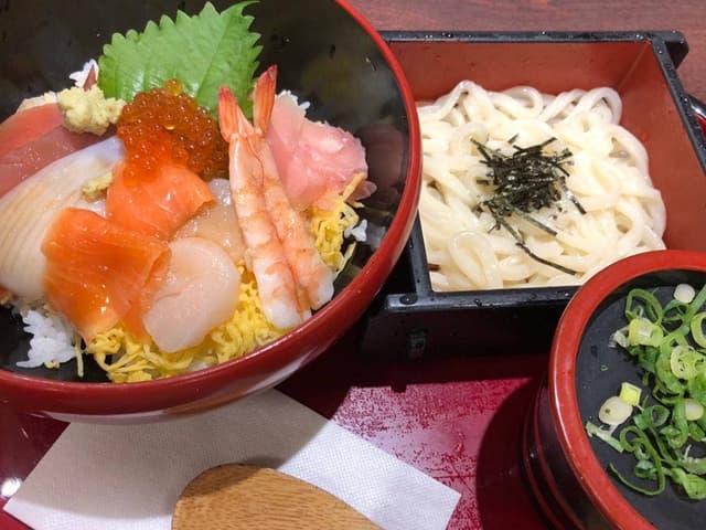 和ダイニング佳楽 戸畑イオン戸畑店 - サブ画像1
