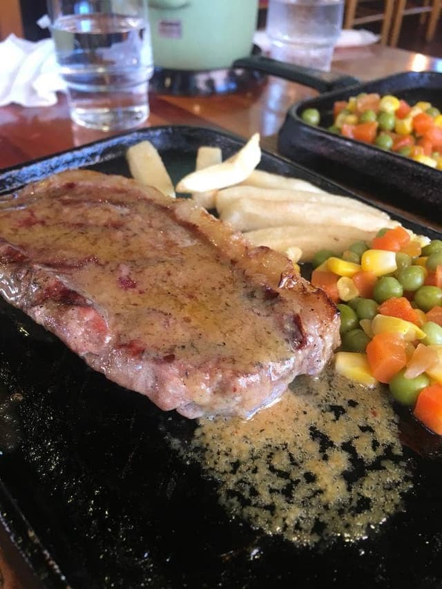 カナディアンロッキー 諏訪湖畔店 - サブ画像1