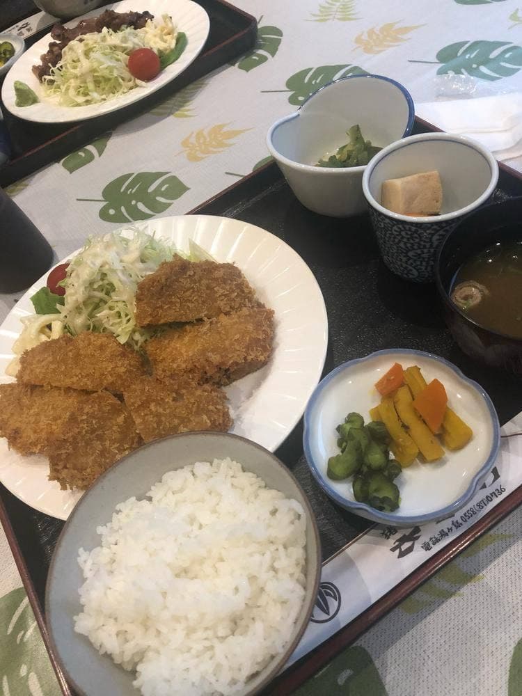 ささの