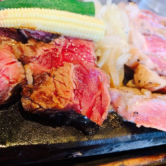 姫路ステーキ 溶岩焼きえん家 砥堀店 - サブ画像1