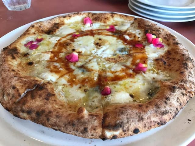 PIZZERIA Lucci 岩見沢店 - サブ画像1
