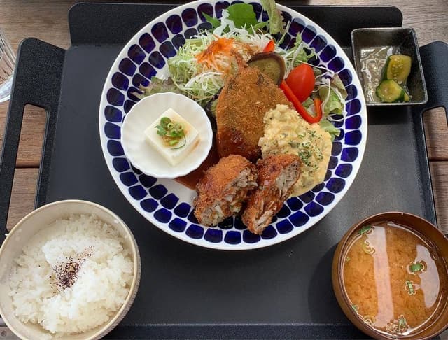 cafe RAD - サブ画像2