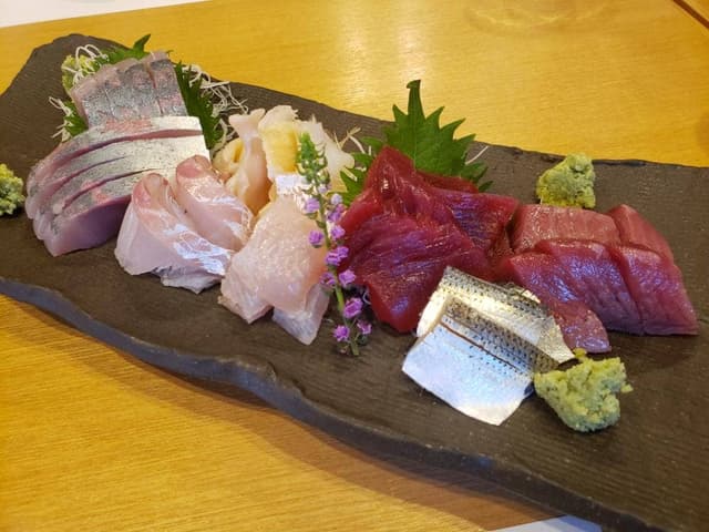 すし処 鳴海 - サブ画像3