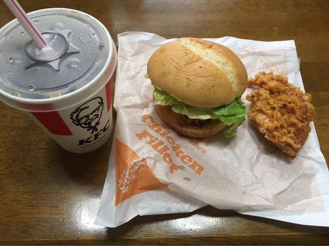 ケンタッキーフライドチキン 東浦和店 - サブ画像1