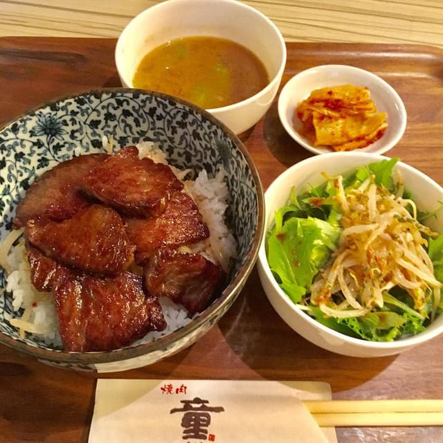 焼肉 童 - サブ画像1