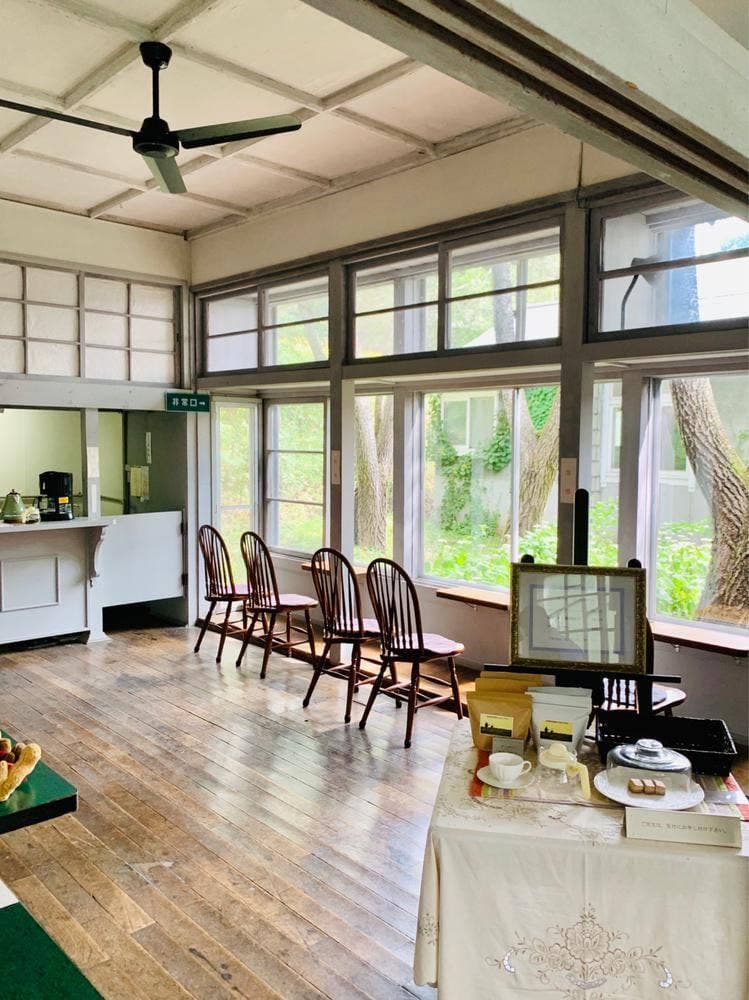 カフェ 銀ドロ 北海道風景画館