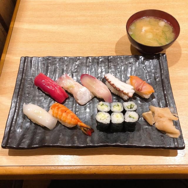 海鮮居酒屋かづま - サブ画像1