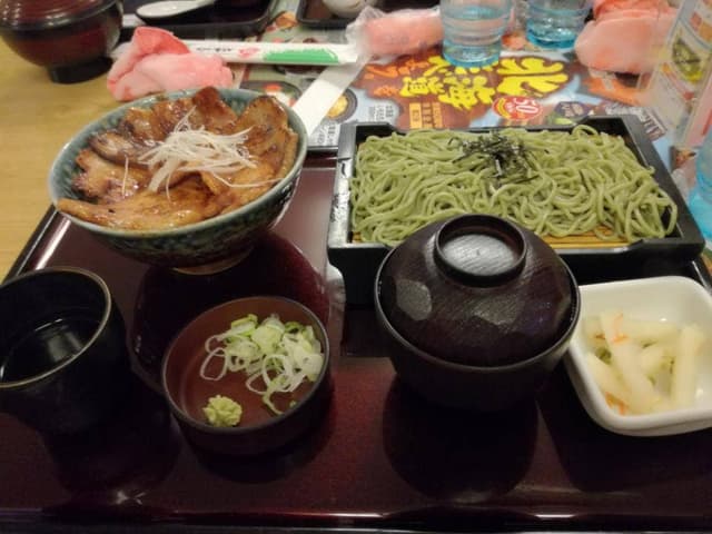 とんでん 草加新田店 - サブ画像2
