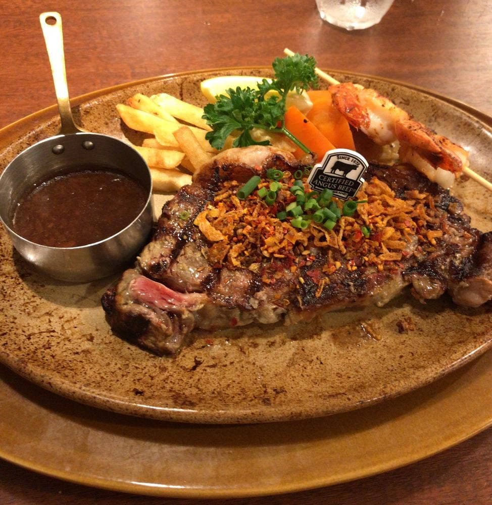 ロイヤルホスト 橘通店