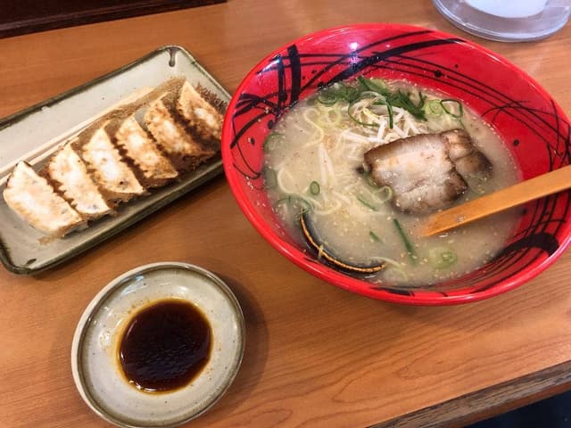 博多ラーメンげんこつ石橋店 - サブ画像2