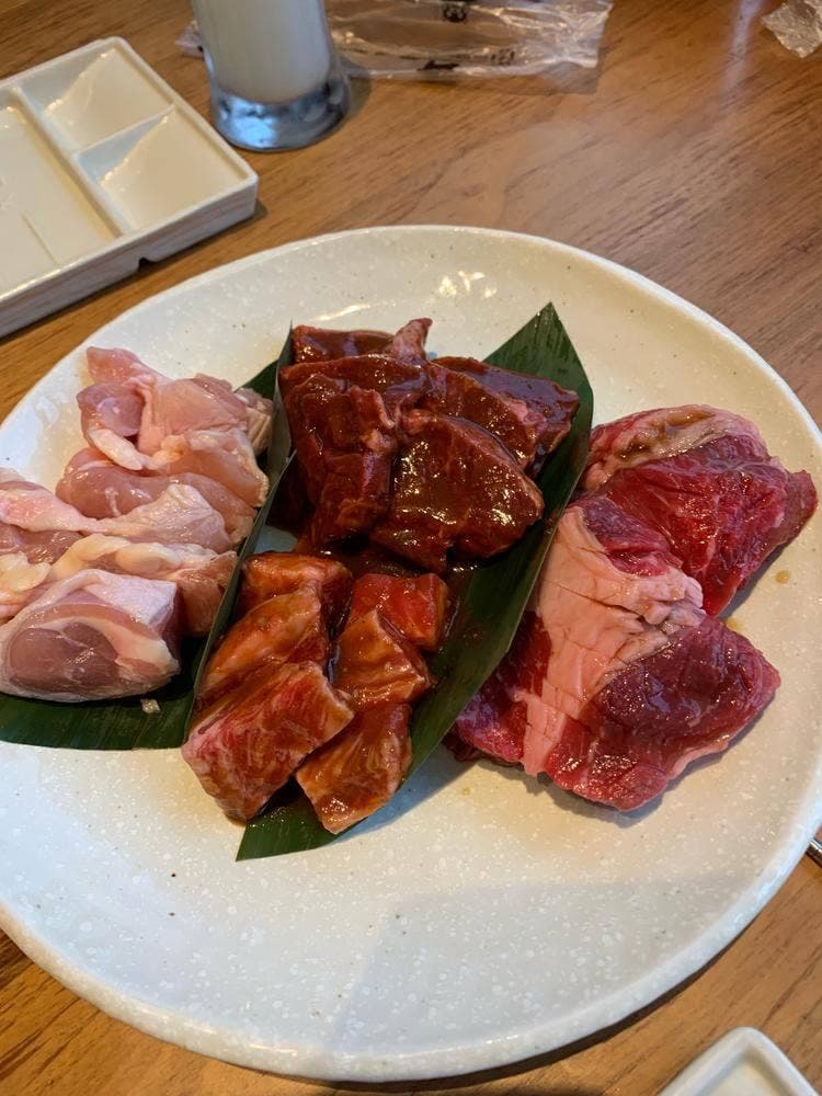 熊本焼⾁ プリンスガーデン⼭室⼤窪