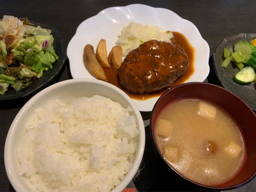 葉山一色亭