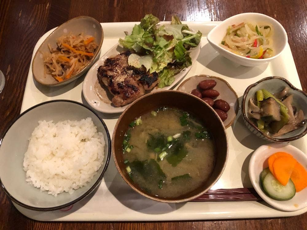 cafe 明估 Akko