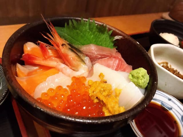 魚活鮮とあぶり焼 海へ APIA店 - サブ画像1