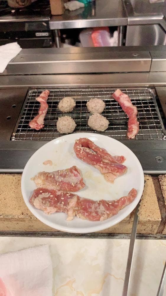豚や 三八