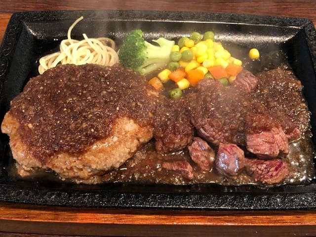 ステーキハウス牛車 - サブ画像1