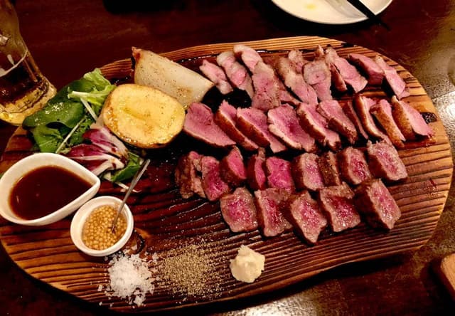 今宵、成田で世界の肉料理とごほうびワインを - サブ画像3