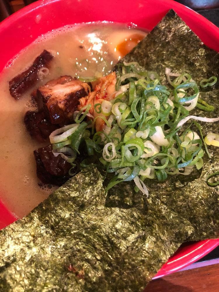 ラーメン神戸たろう 苦楽園店