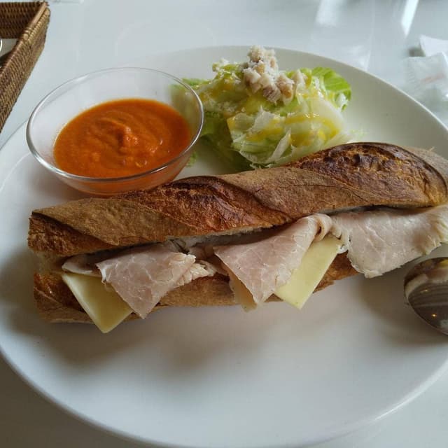 キャスロン 紫山店 - サブ画像1