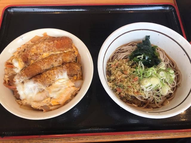 山田うどん 柿木店 - サブ画像3